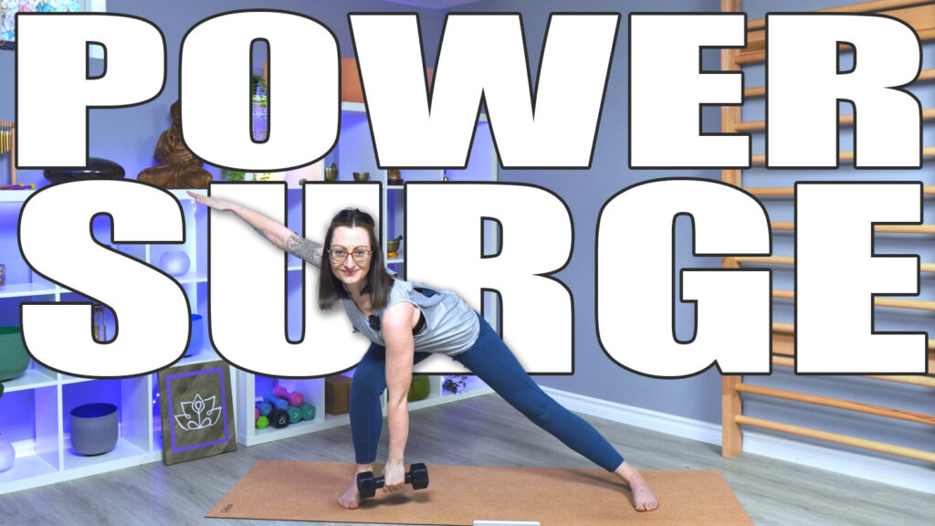 This HIIT Yoga strengthens all major muscle groups. We're using 1 heavy weight today. But if you don't have that, you can always double up with 2 lighter ones. This opens with a warming moon salutation to stretch the body before moving into strength work.